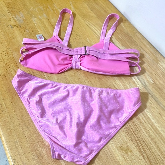 Pink Shimmer Bikini 🌸 - Picture 3 of 3